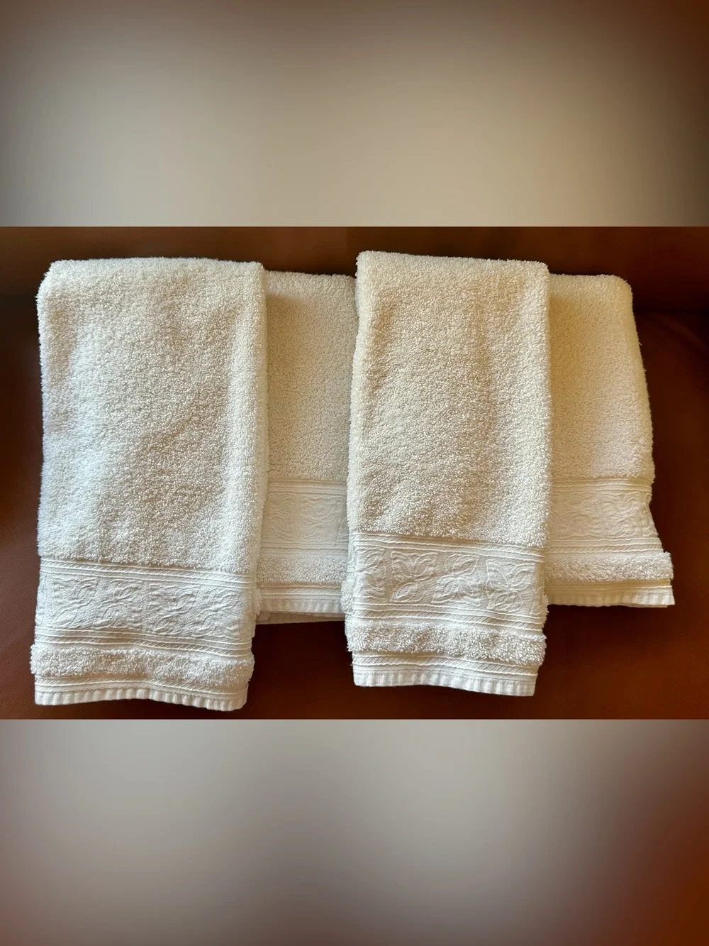 Earl & Wilson Collection towel set. Made in Brazil. Hotel quality. Cream clean